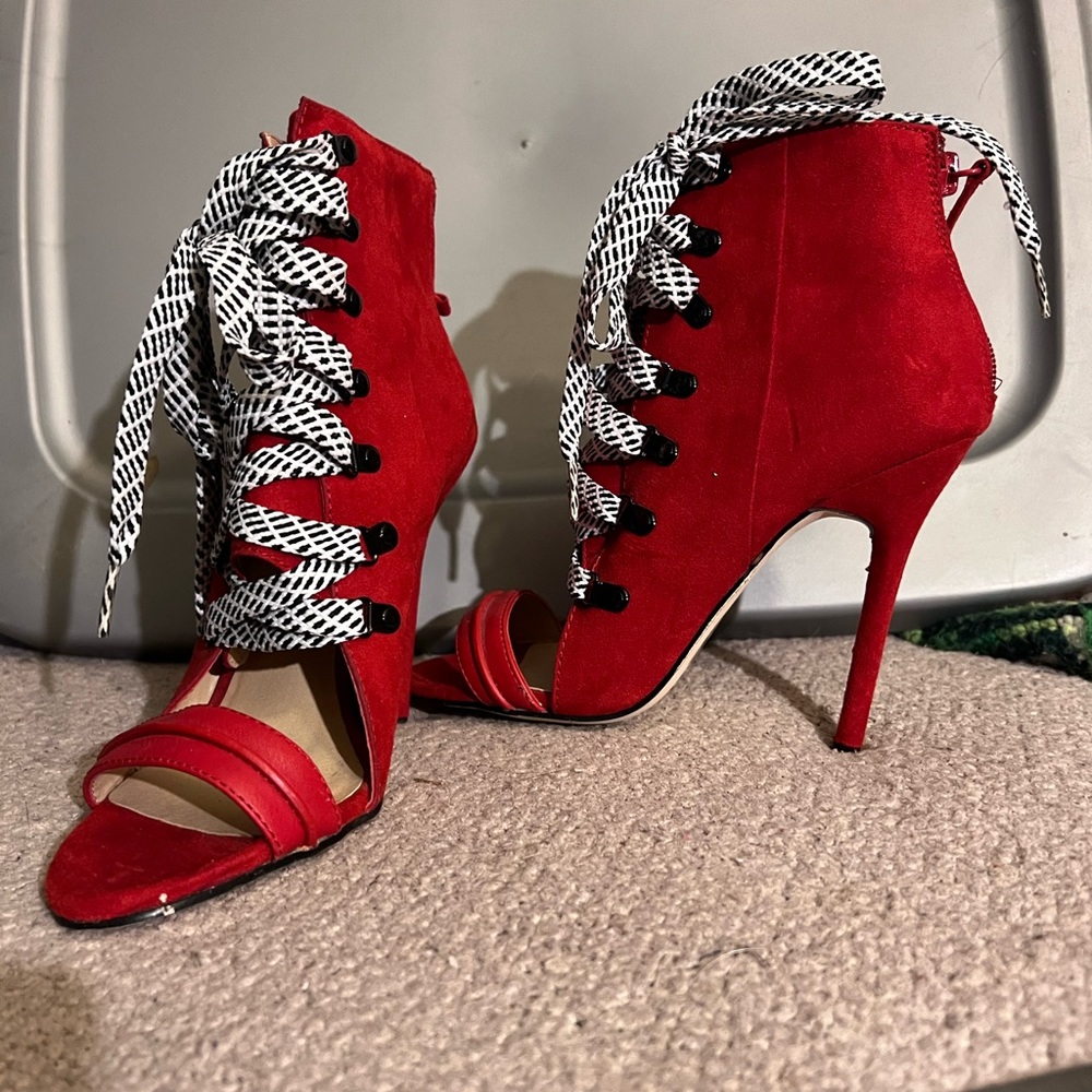 Eiko Red suede heel Size 6